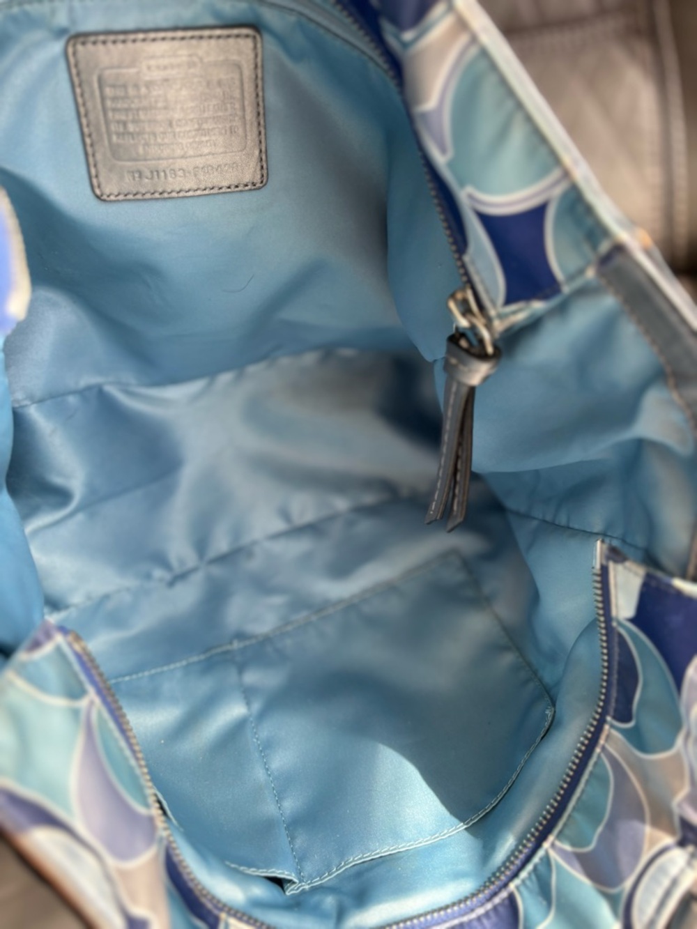 Coach Teal, Navy & Silver Signature Shoulder Bag - Picture 10 of 13